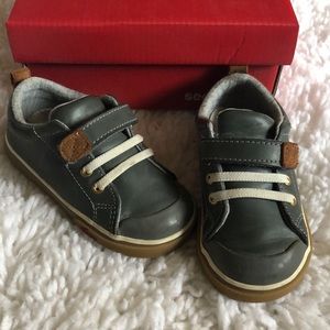 ✨ See Kai Run Stevie ll Gray Leather size 7